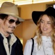 Johnny Depp e Amber Heard, liti furiose. Gossip: "Lui ha lasciato il set"