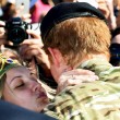 Principe Harry in Australia, fan chiede: "Sposami". Lui la bacia FOTO 2
