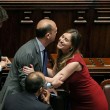 Maria Elena Boschi "Madonna delle Riforme": la più baciata dai parlamentari