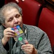 Italicum, deputati Pd usano palline per i gatti per bloccare tasto del voto FOTO 8