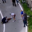 VIDEO YouTube, Domenico Pozzovivo cade sbattendo testa a terra al Giro d’Italia 04