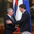 Cosa ha regalato Renzi a Raul Castro? Sigari toscani...