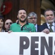 Matteo Salvini occupa ministero Economia: "Ladri di pensioni08