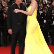 Cannes, Sean Penn e Charlize Theron mano nella mano sul red carpet5
