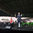 Alitalia assume 310 dipendenti. Renzi: "E' il decollo dell'Italia"