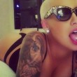 Amber Rose, libro che insegna "come essere una perfetta troia"