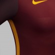 As Roma prima maglia 2015-2016: FOTO. Ispirata ai centurioni, è già in vendita05