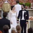 Svezia, il principe Carl Philip sposa la star reality Sofia04