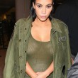 Kim Kardashian incinta non rinuncia alle trasparenze04