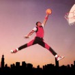 Nike vince causa col fotografo: il salto di Michael Jordan non fu copiato FOTO