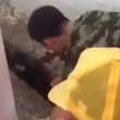 VIDEO YouTube - Donna partorisce in bagno, bimbo finisce nello scarico: salvato4