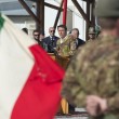 Matteo Renzi, mimetica e jeans durante visita a Herat in Afghanistan10