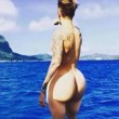 Justin Bieber nudo su Instagram. E Miley Cyrus lo paragona a Kim Kardashian... 01