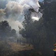 Grecia, incendio ad Atene. In 100 bloccati sulla spiaggia Laconia4