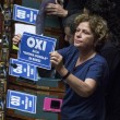 Scuola, la riforma è legge. Alla Camera protesta show di Lega e Sel FOTO