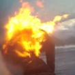 Red Bull, Jamie O'brien cavalca le onde con il braccio in fiamme
