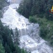 Frana uccide in Cadore (Belluno): travolto parcheggio, 3 morti sotto acqua e fango8