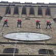 Alpinisti su Palazzo Vecchio per mettere parafulmine1