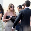 Maria Elena Boschi, tubino in pizzo al matrimonio portavoce 7
