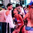 Times Square, topless performer vende droga e sesso a agente
