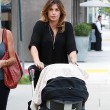 Elisabetta Canalis con Skyler Eva nel passeggino5