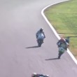 VIDEO YOUTUBE Ruota della moto si blocca: paura per Gino Rea 02