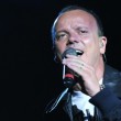Gigi D'Alessio in tribunale: sarà interrogato per evasione