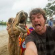 Alex, il professionista dei selfie con animali12