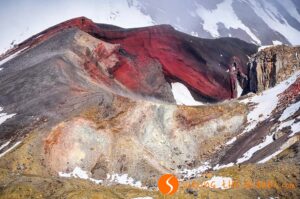 Trekking nella terra di Mordor: voros krater
