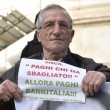 Salva banche, protesta risparmiatori vicino Bankitalia FOTO 3