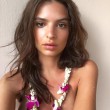 Emily-Ratajkowski-2