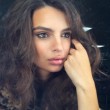 Emily-Ratajkowski-7