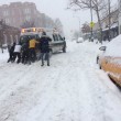 Tempesta Jonas, costa est sotto neve. Sole a Ny5