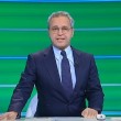 YOUTUBE Enrico Mentana perde voce a Tg La7. Niente titoli