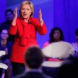 Elezioni Usa 2016, Hillary: "Sanders poesia, ma servo io" 6