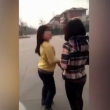 Baby bulle: calci e pugni, poi tentano di spogliarla VIDEO 3