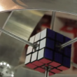 YOUTUBE Cubo di Rubik, robot lo risolve in meno di 1 secondo 4