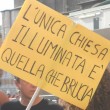 "Chiesa brucia": post assessore Sel su Fb scatena bufera