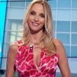 Tg2, Maria Leitner: la giacca stretta si apre e...8