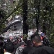 Ecuador, aereo militare si schianta: 22 morti 03