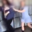 Aggrediscono compagna scuola in Palestra, VIDEO choc5