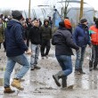 FOTO Migrante accoltellato da un altro migrante a Calais05