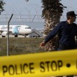 Aereo EgyptAir dirottato, italiano tra ostaggi DIRETTA VIDEO