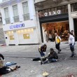 Istanbul, esplosione in viale Istiklal. Morti tra i turisti