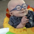 Bimbo quasi cieco vede la mamma per la prima volta2