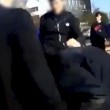 Bulli inseguono 17enne e lo picchiano senza motivo2