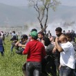 Idomeni: lacrimogeni contro migranti5