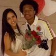 Cuadrado sposa Diana Botero con maglia Colombia FOTO