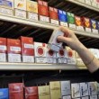 Sigarette: da mercoledì pacchetti più cari di 20 cent