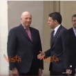 YOUTUBE Re Norvegia, niente stretta di mano a Matteo Renzi